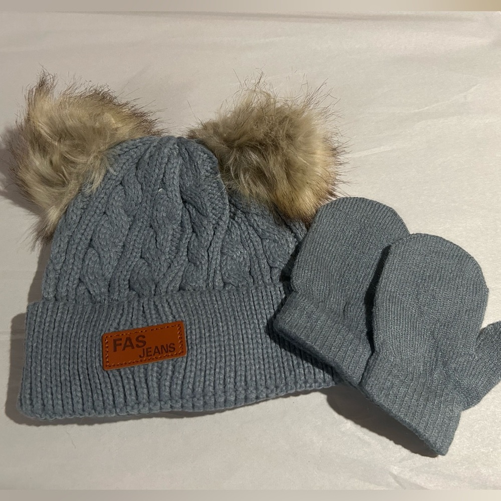 Baby Girl Hat and Mitten Set